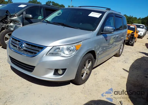 2009 Volkswagen Routan Sel Premium z USA, uszkodzony, nr VIN 2V8HW64X89R544958